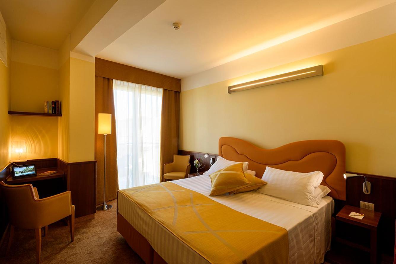 Standard Double Room,1742591343:JPEG